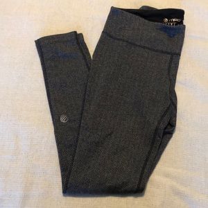 MPG by Mondetta herringbone leggings size S